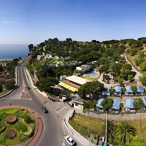2* Campingplatz El Far