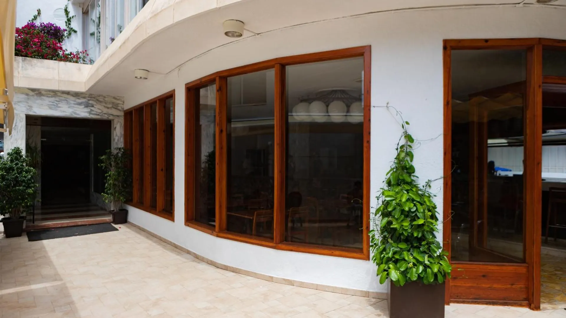 Hotel Haromar Calella