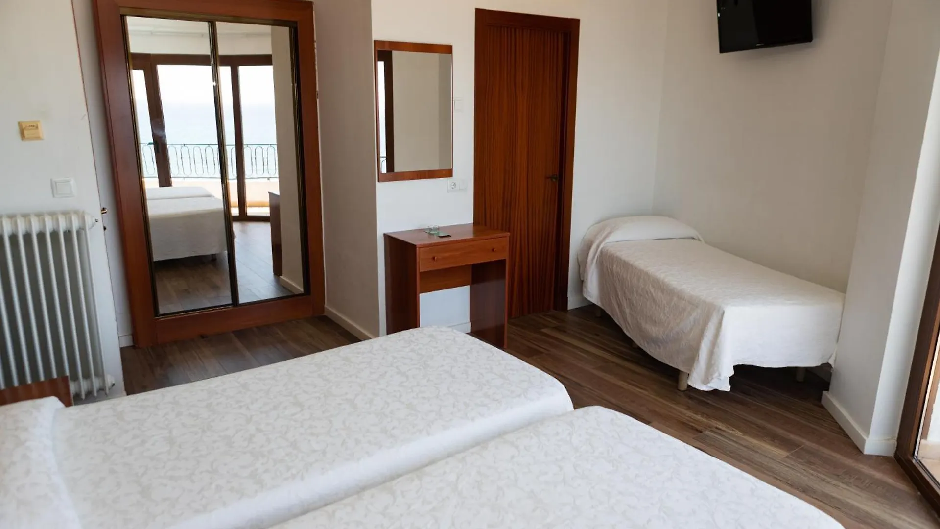 Hotel Haromar Calella