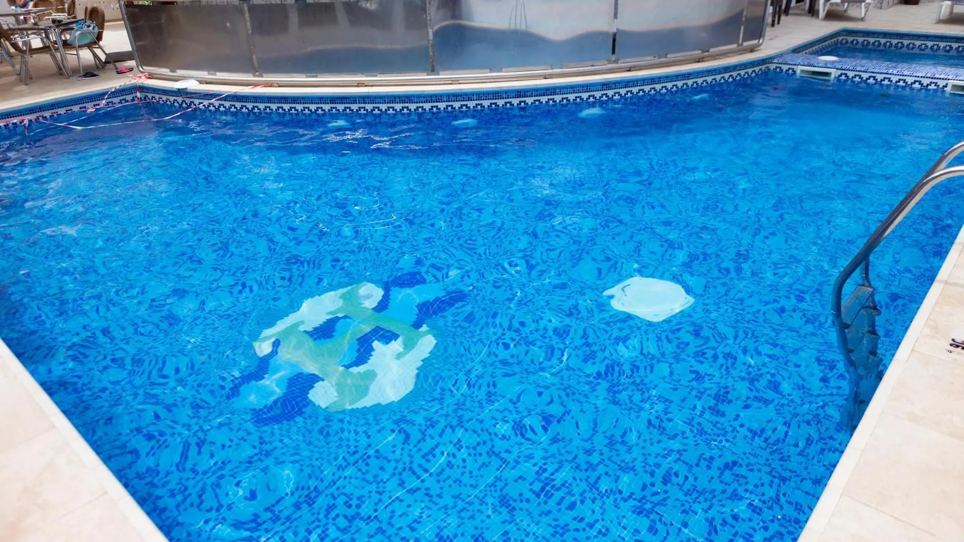 Hotel Haromar Calella 2*,