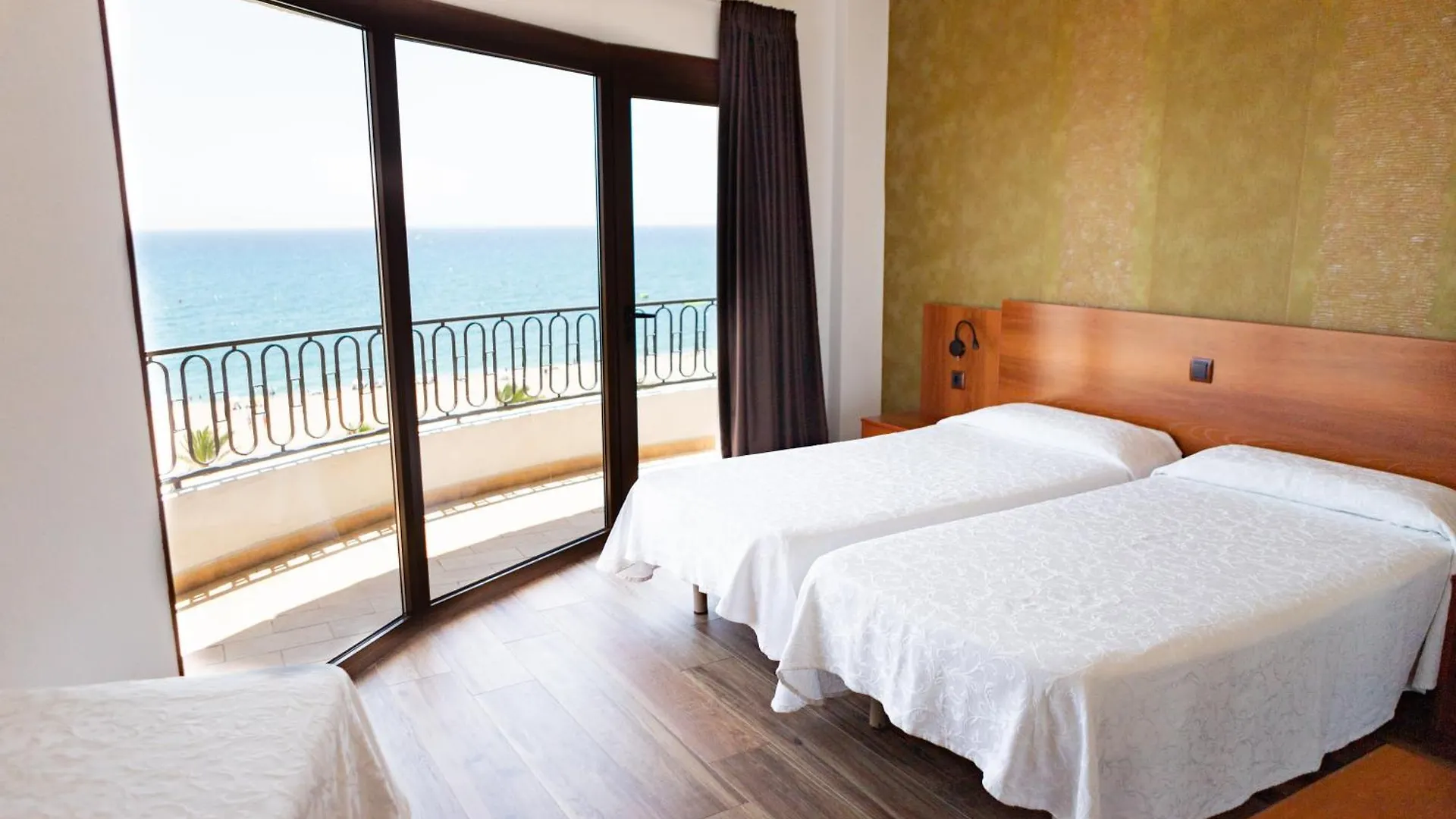 Hotel Haromar Calella